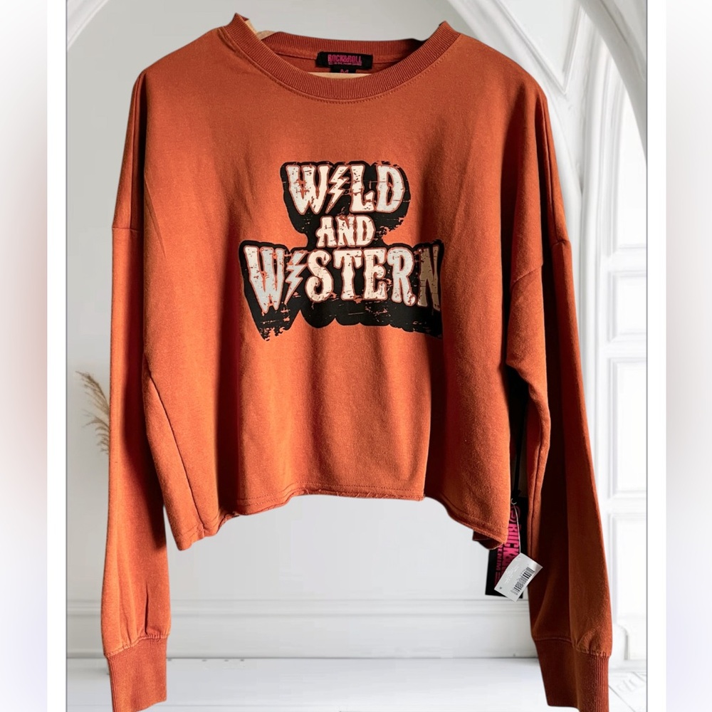 Rock & Roll Denim Wild and Western Graphic Crop Top Long Sleeve Rust M NWT - Picture 4 of 6